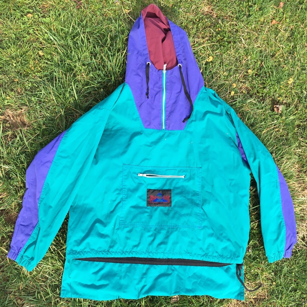 Vintage Above the Rim pull over